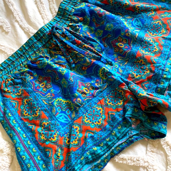 Printed Shorts - Picture 2 of 4